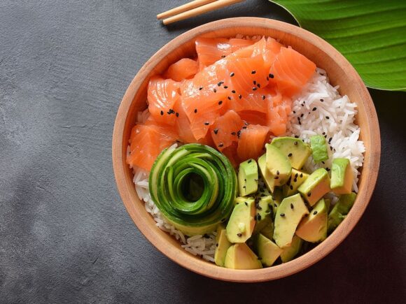 Salmon sushi bowl keto version.