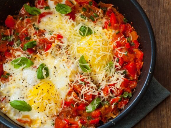 Shakshuka With Cheddar Cheese Recipe.